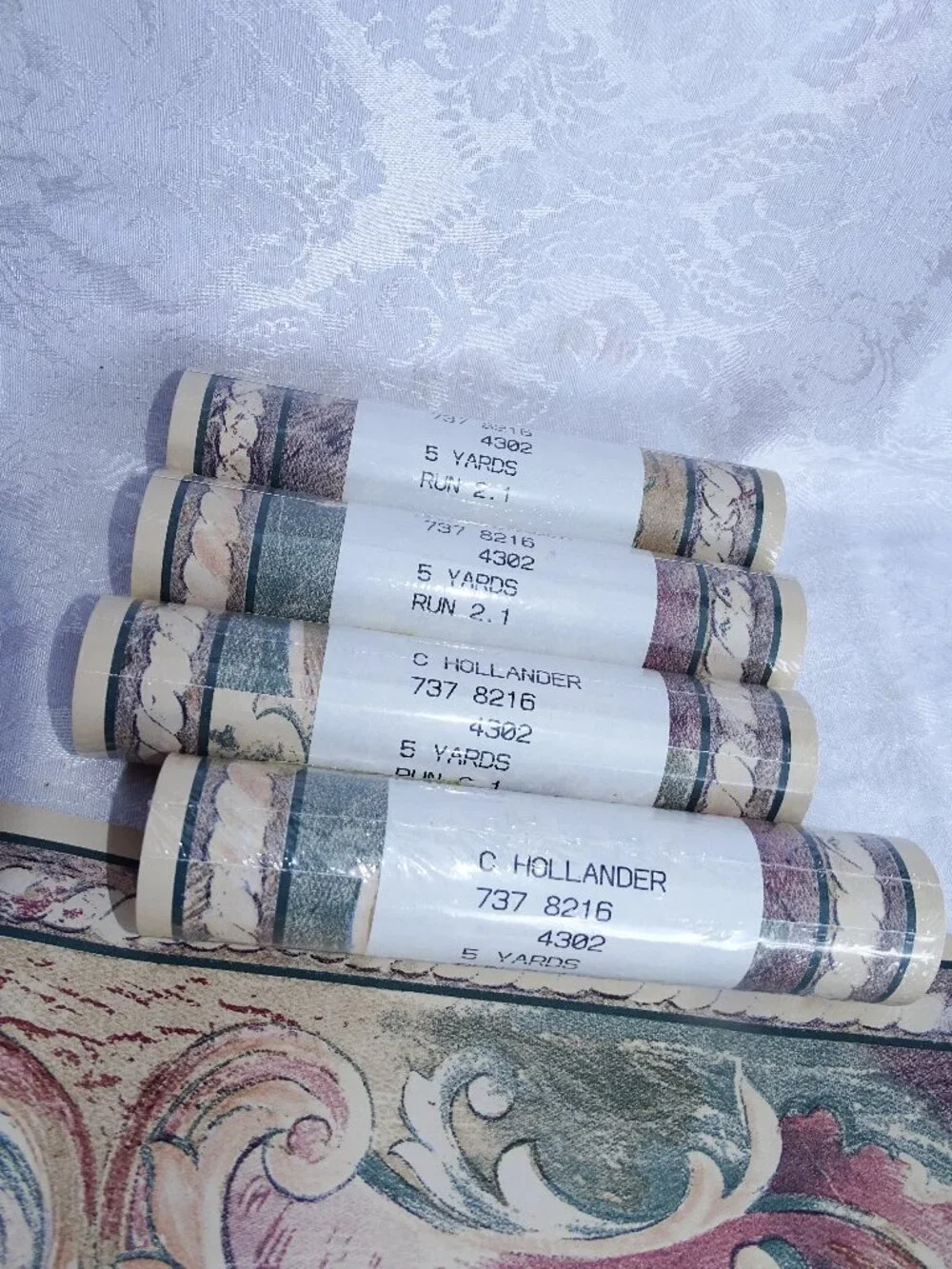 JC Penney Wallpaper Border 5 Rolls/5 Yards ea. Ivory/Multi